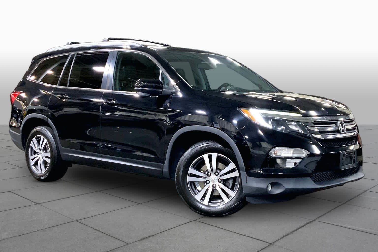 Used 2016 Crystal Black Pearl Honda EX-L image 3