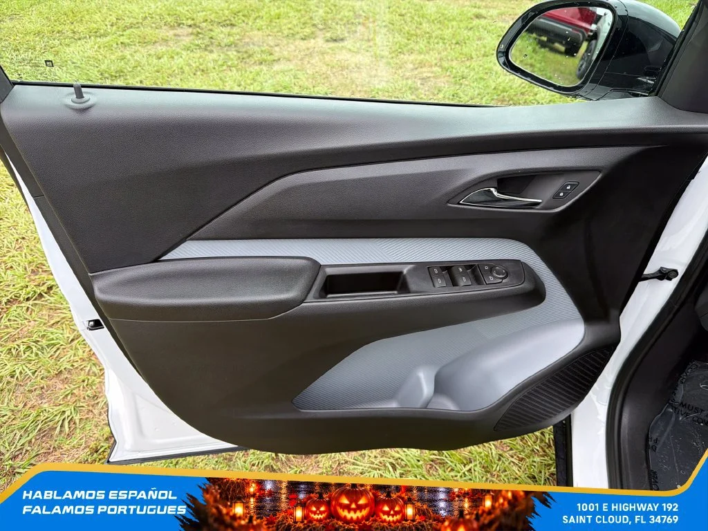 2027 Chevrolet Bolt LT - Photo 12