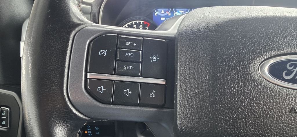 Used 2023 Avalanche Ford XLT image 19