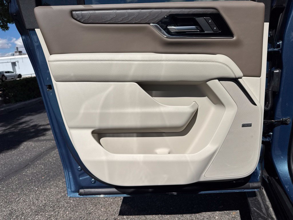 2026 GMC Yukon XL Denali - Photo 16