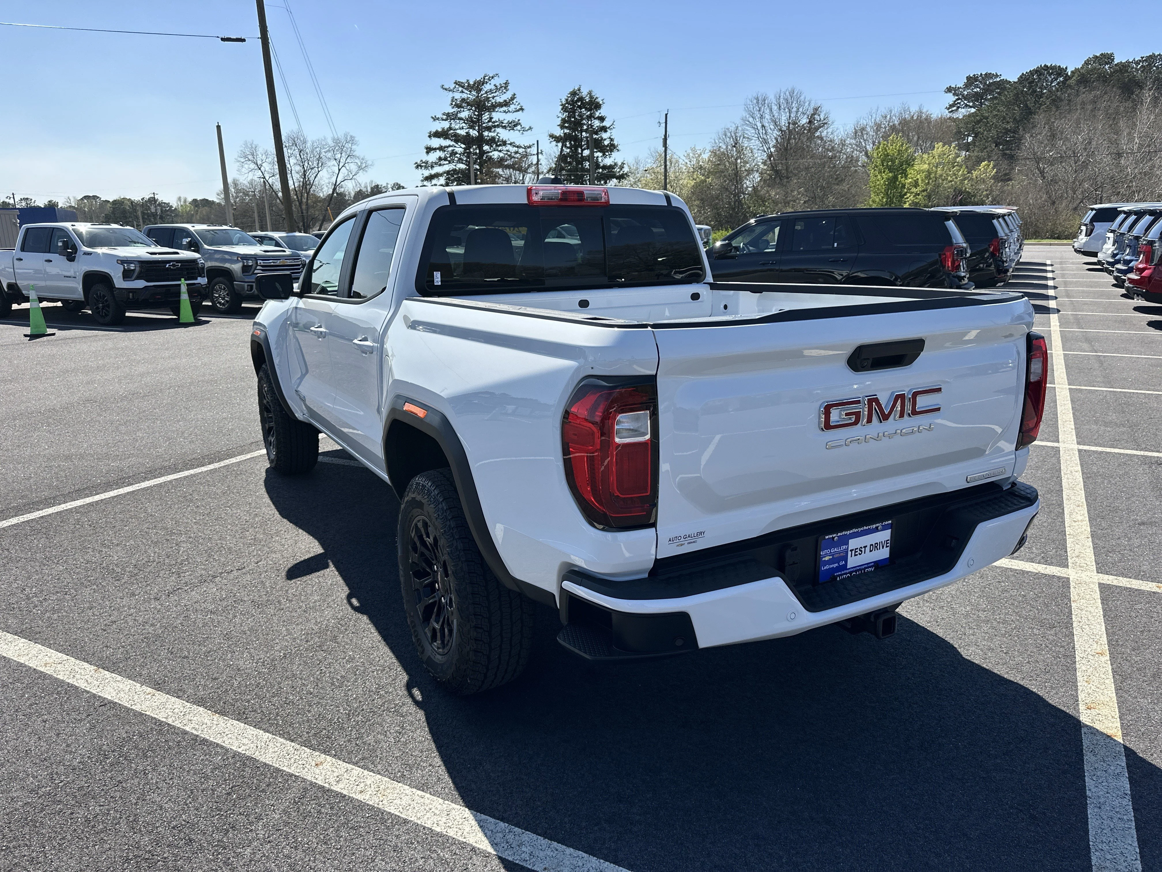 2026 GMC Canyon Elevation - Photo 8