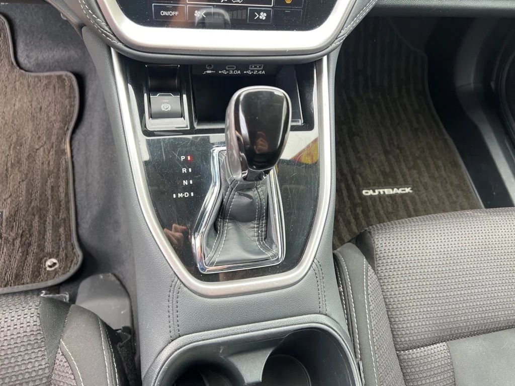 Used 2025 Green Subaru Premium image 14
