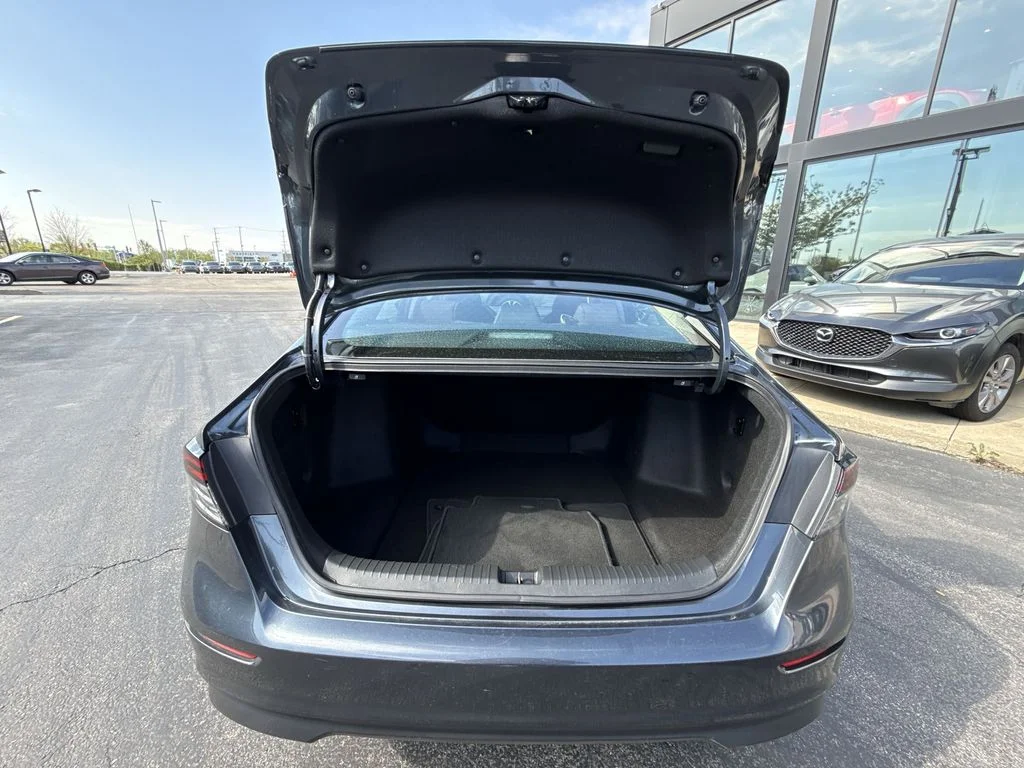 Used 2025 Blue Honda SE image 24