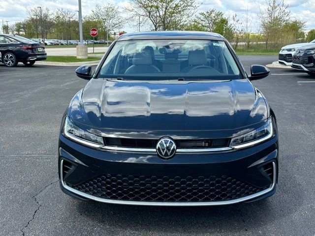 New 2026 Deep Black Pearl Volkswagen 1.5T SE image 2