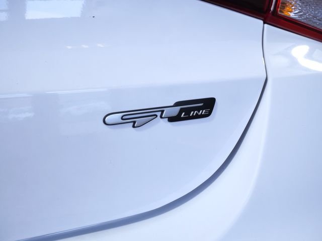 Certified Used 2022 White Kia GT-Line image 7