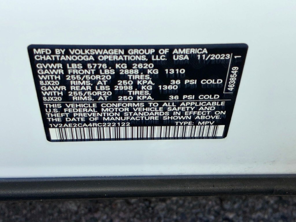 Used 2024 White Volkswagen 2.0T SEL R-Line image 24