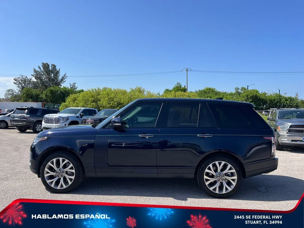 Used 2022  Land Rover Autobiography image 4