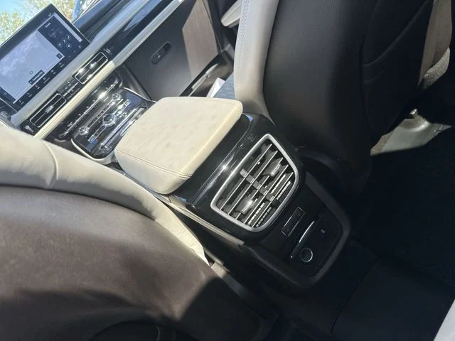 Used 2023 Silver Lincoln Black Label image 25