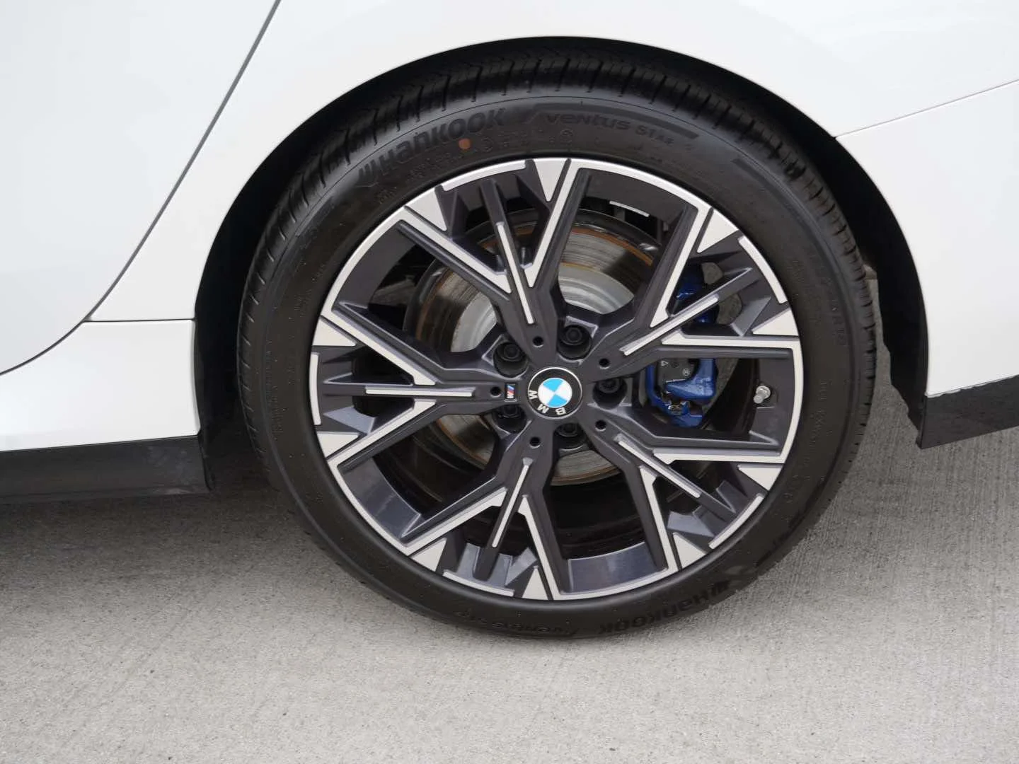 2026 BMW 2 Series 228 - Photo 6