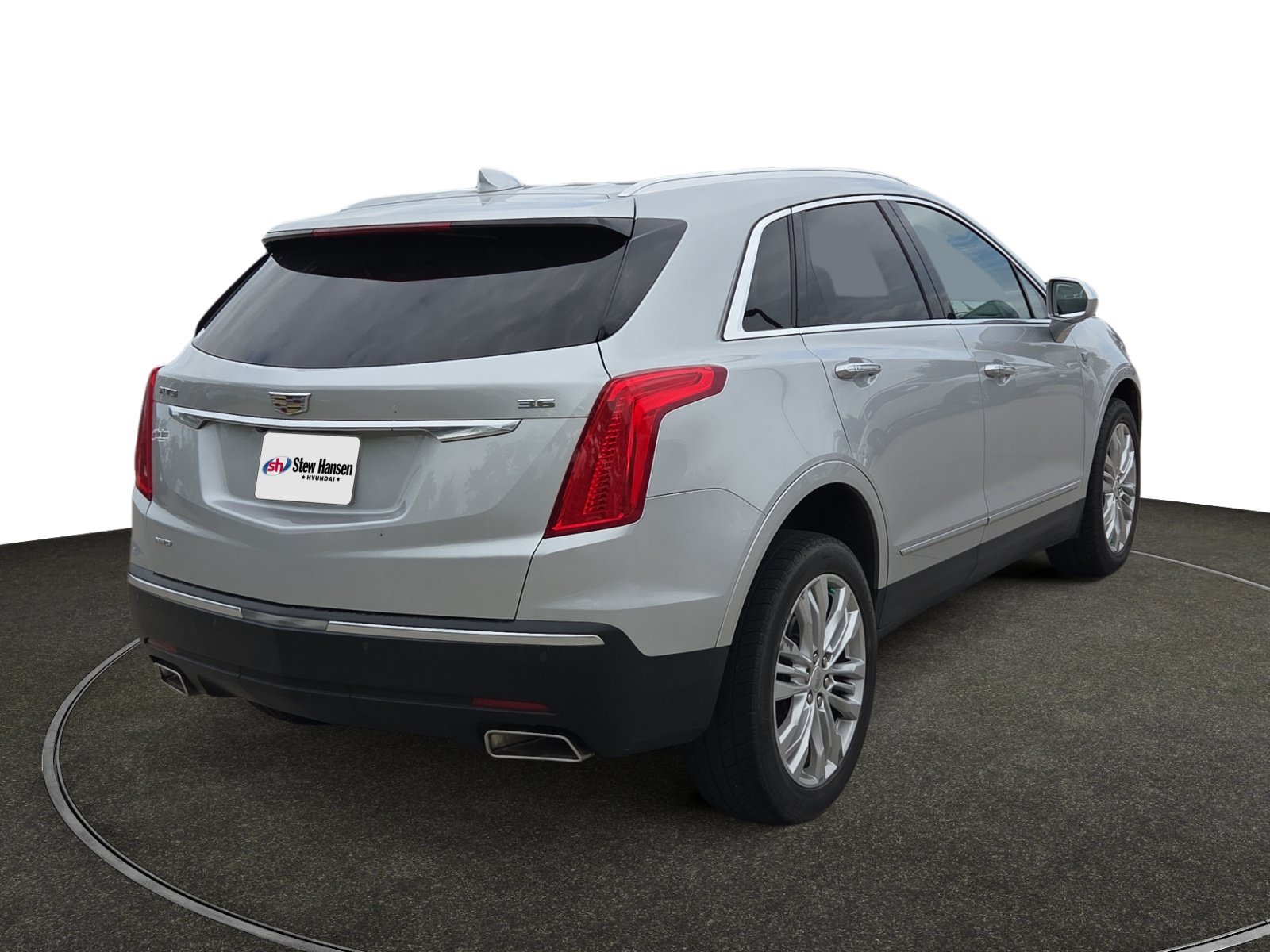 Used 2017 Radiant Silver Metallic Cadillac Premium Luxury AWD image 5