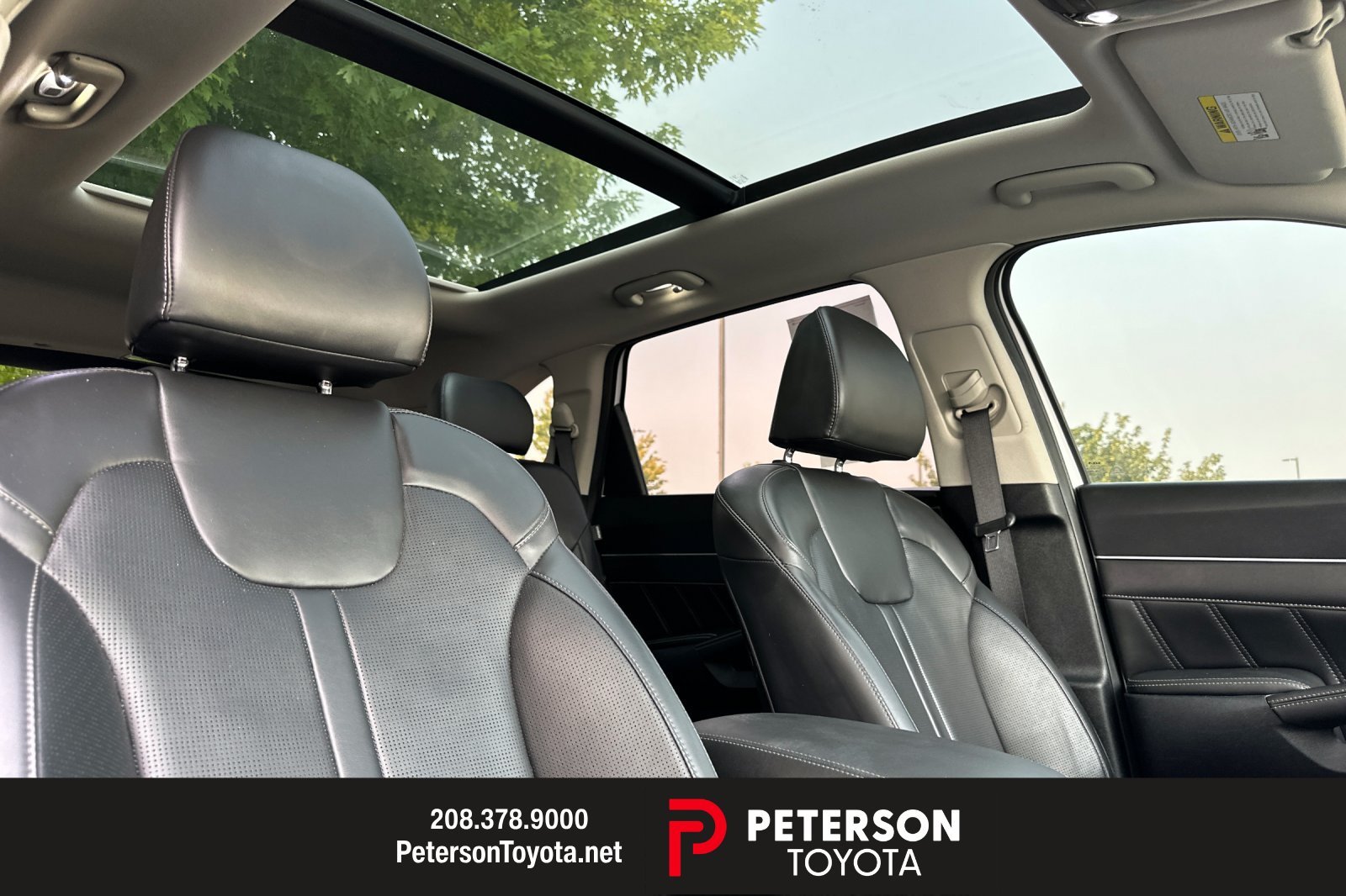 Used 2024 White Kia X-Line SX image 17