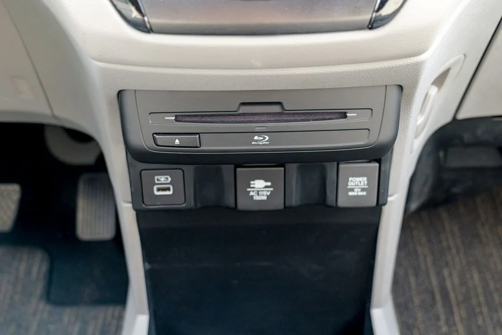 Used 2024 Obsidian Blue Pearl Honda Elite image 53