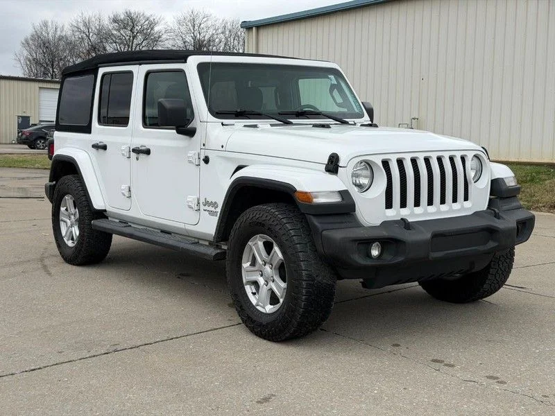 2019 Jeep Wrangler Sport S's photo