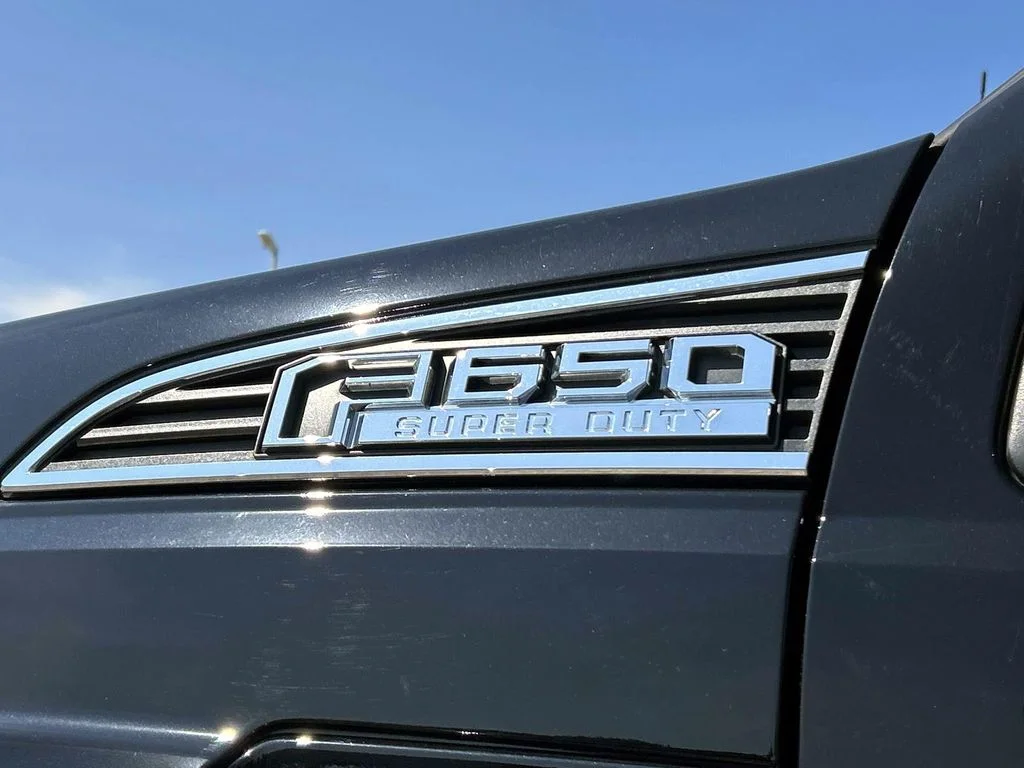 Used 2024 Black Ford  image 10