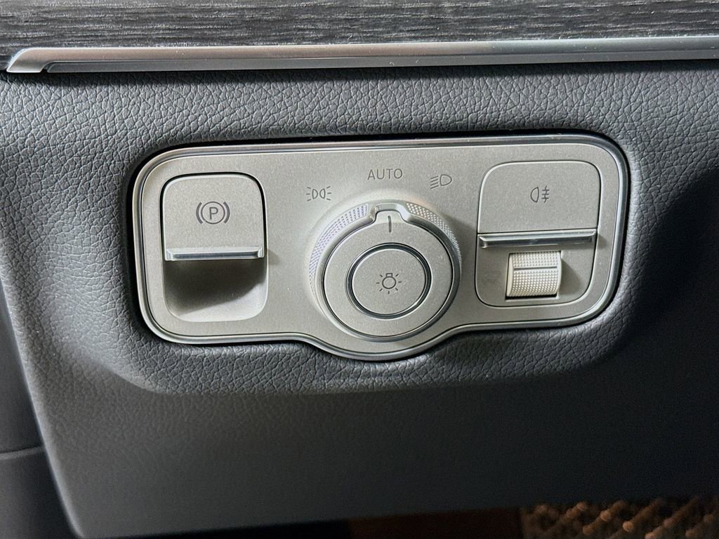New 2026 Selenite Grey Metallic Mercedes-Benz GLE 350 image 43