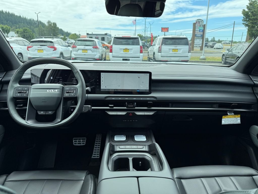New 2027 Glacial White Pearl Kia X-LINE SX image 18