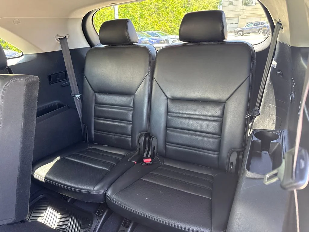 Used 2020 Gray Kia EX image 28