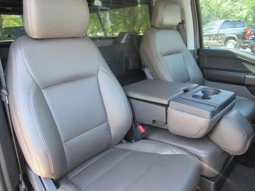Used 2021 Gray Ford XLT image 9