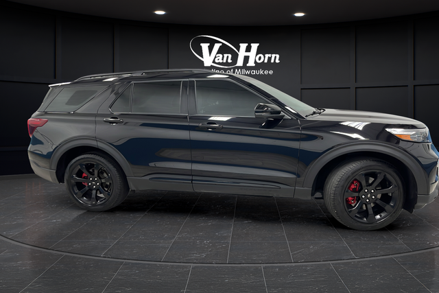 Used 2023 Agate Black Metallic Ford ST image 8