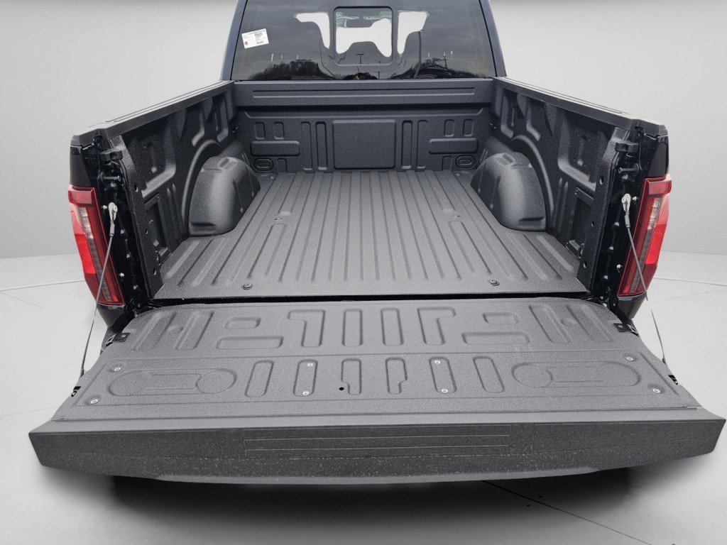 New 2026 Antimatter Blue Metallic Ford XLT image 26