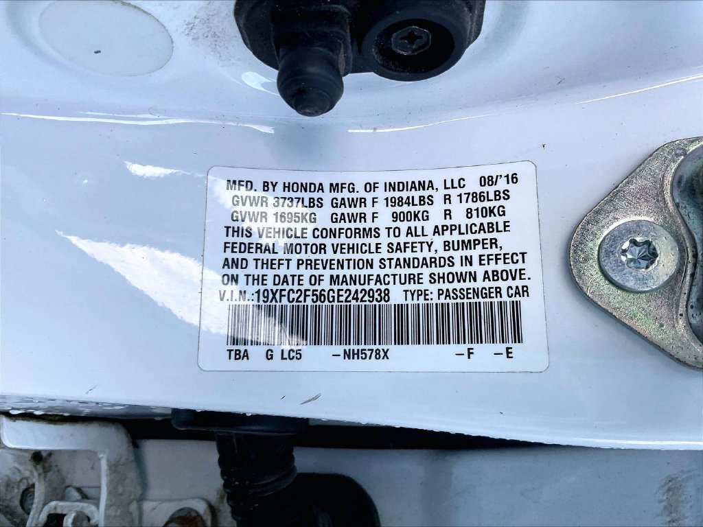 Used 2016 White Orchid Pearl Honda LX image 23