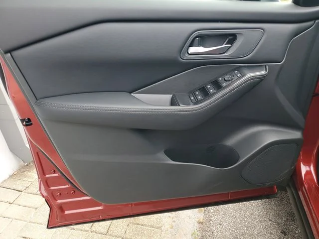 2026 Nissan Rogue SV - Photo 15