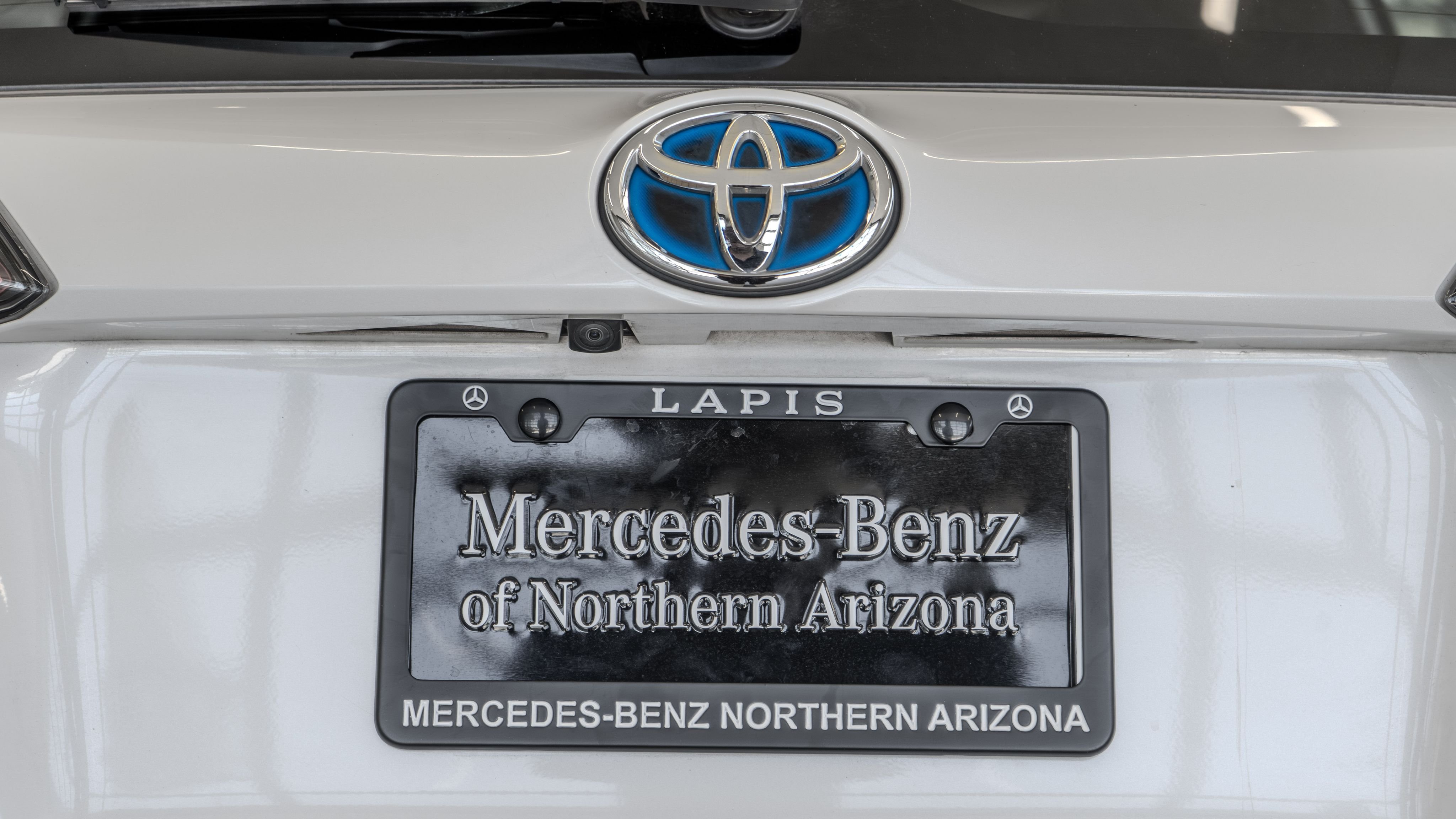 Used 2018 Blizzard Pearl Toyota Limited image 15