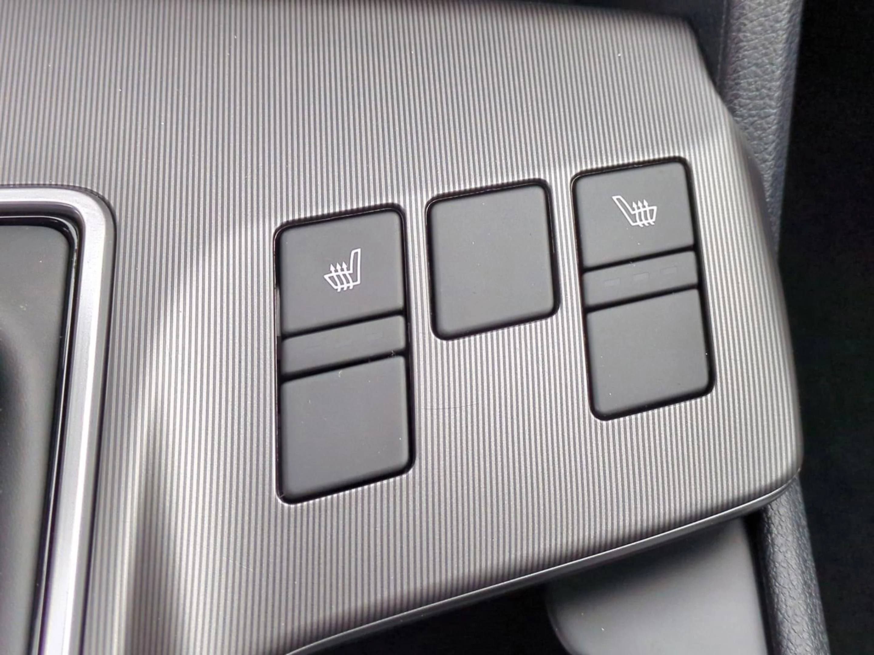New 2026 Panthera Metal Gray Kia EX image 28