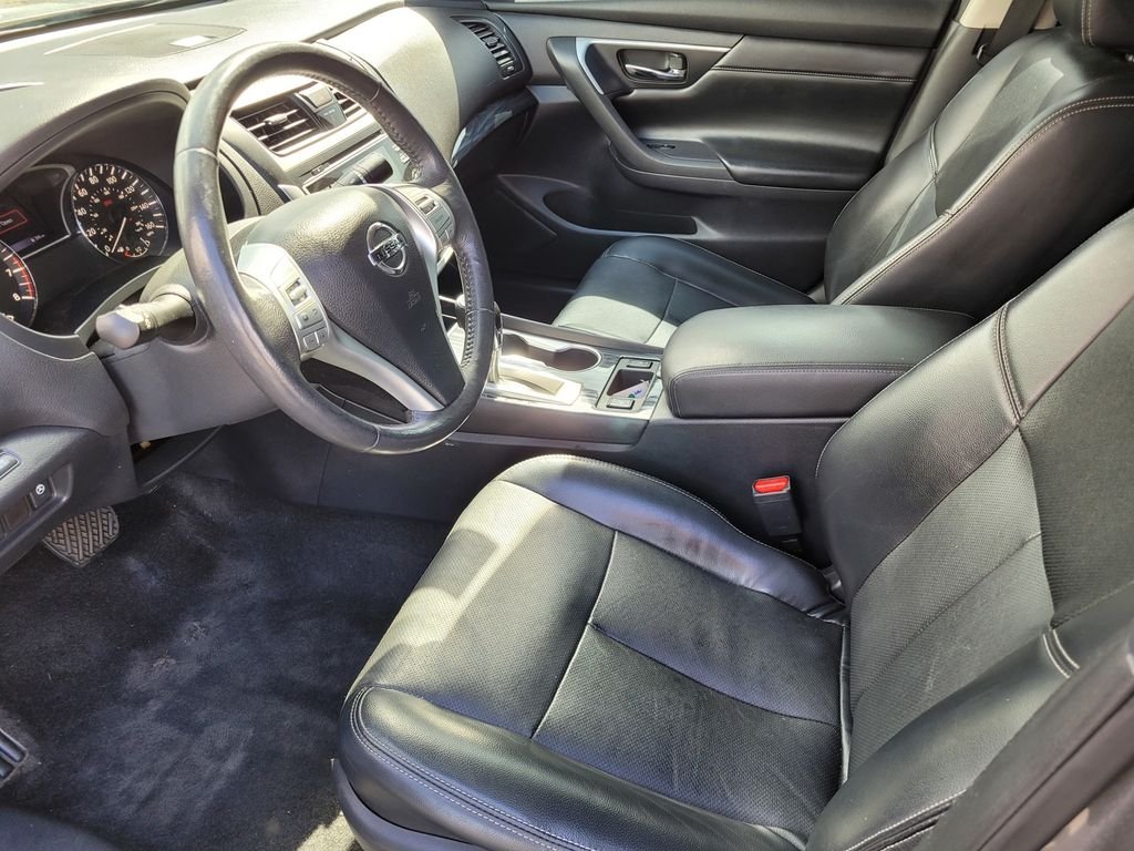 Used 2017 Gray Nissan 2.5 SL image 14
