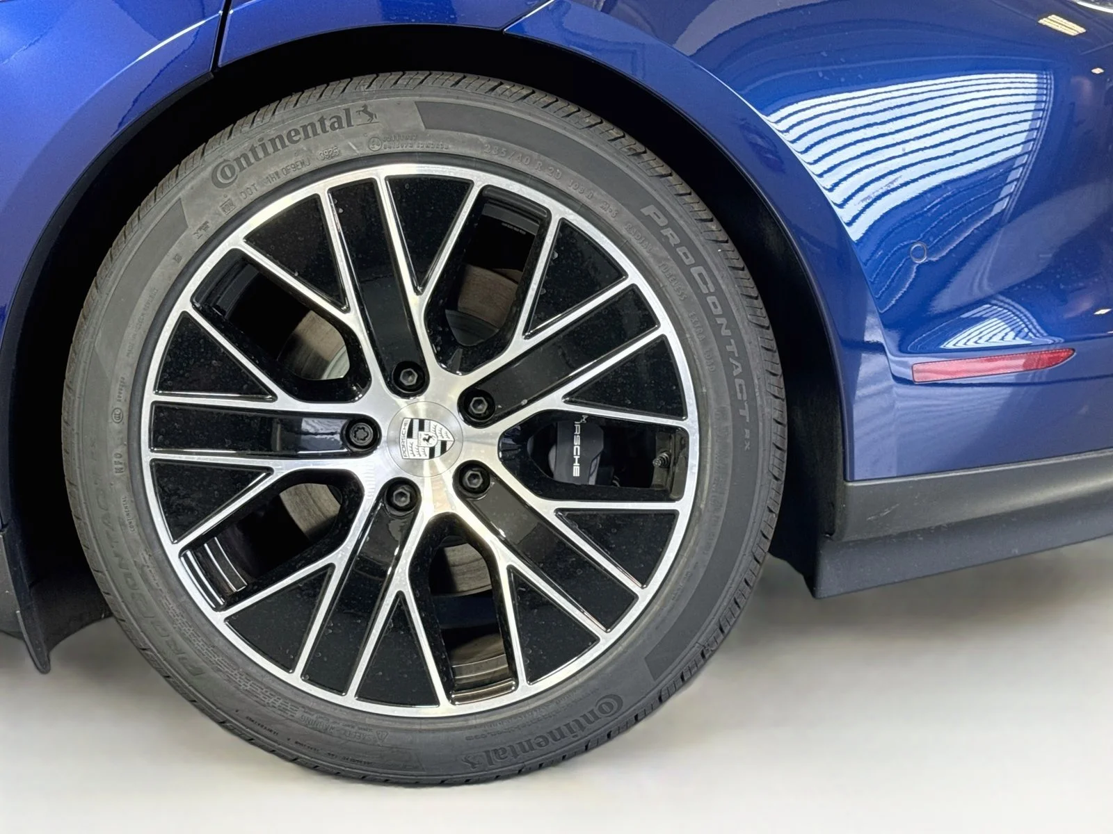 New 2026 Gentian Blue Metallic Porsche  image 22