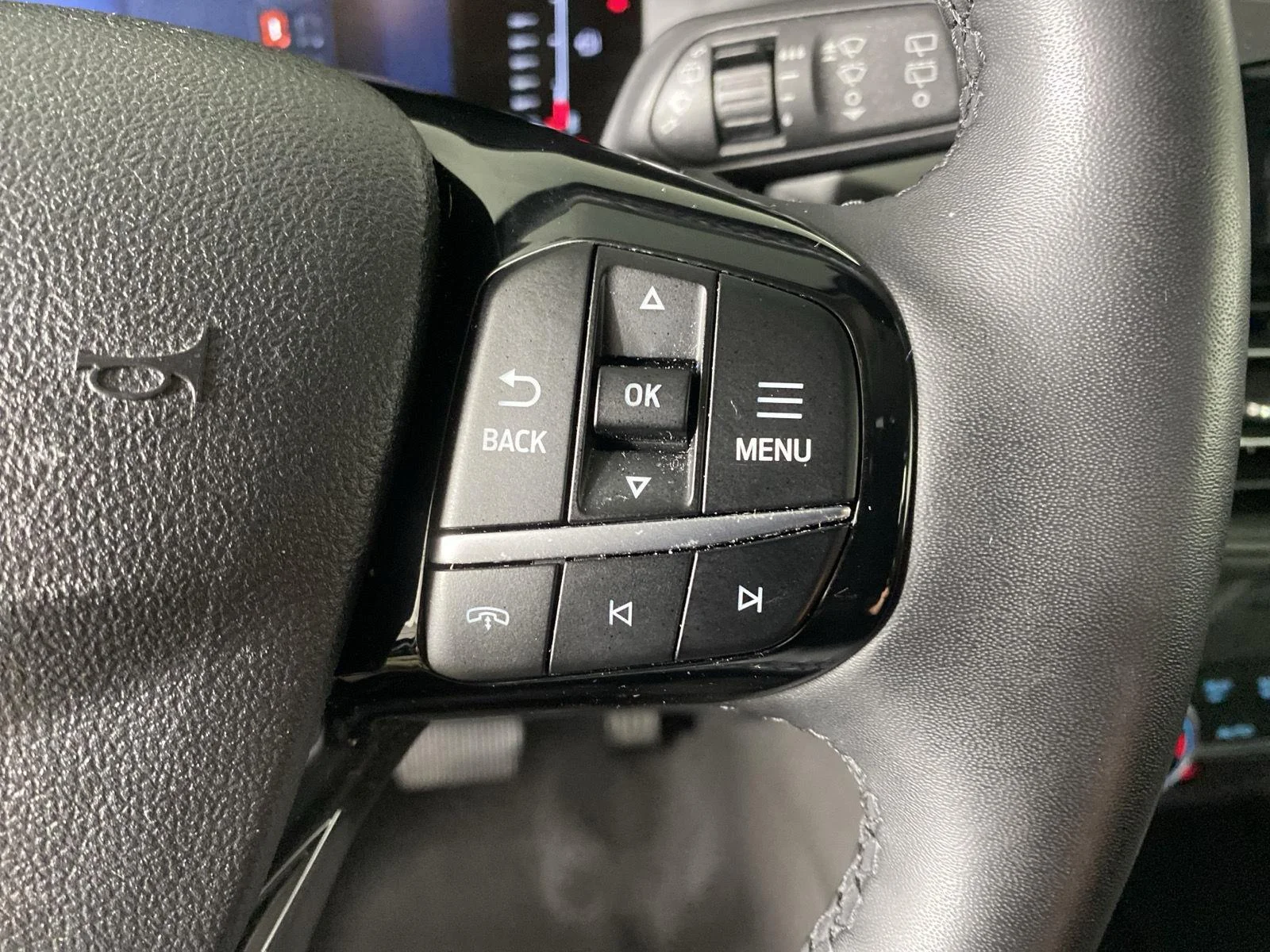 Used 2023 Bl Ford Active image 15