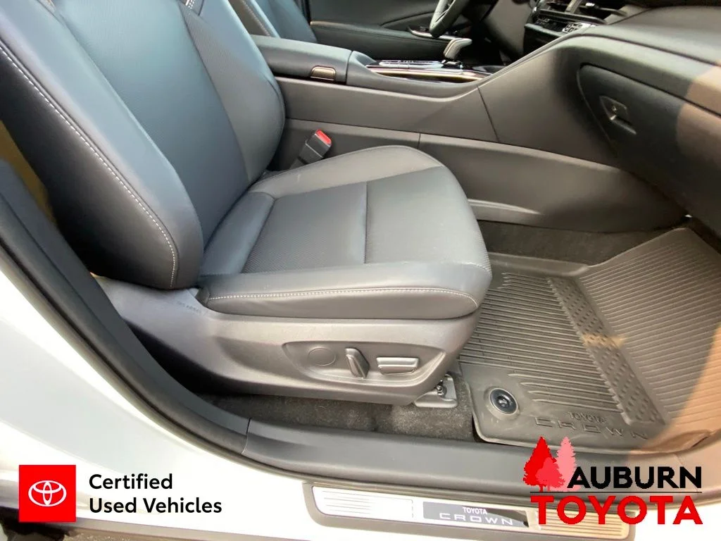 Certified Used 2026 Oxygen White Toyota XLE image 19