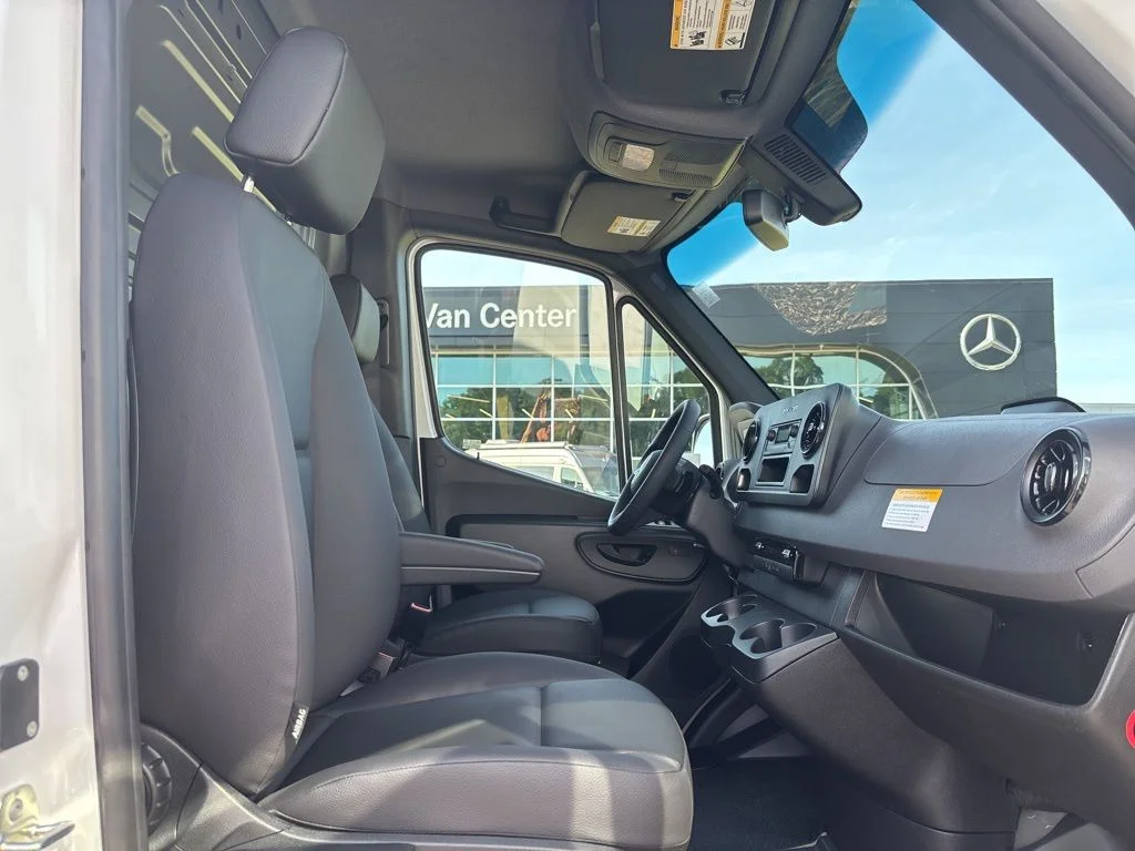 New 2026 Arctic White Mercedes-Benz w/ Ranger Shelf Pkg image 25