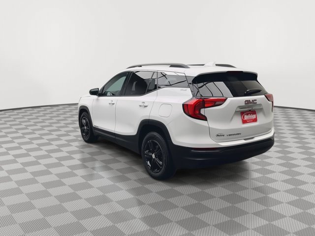 Used 2018 Summit White GMC SLE image 36