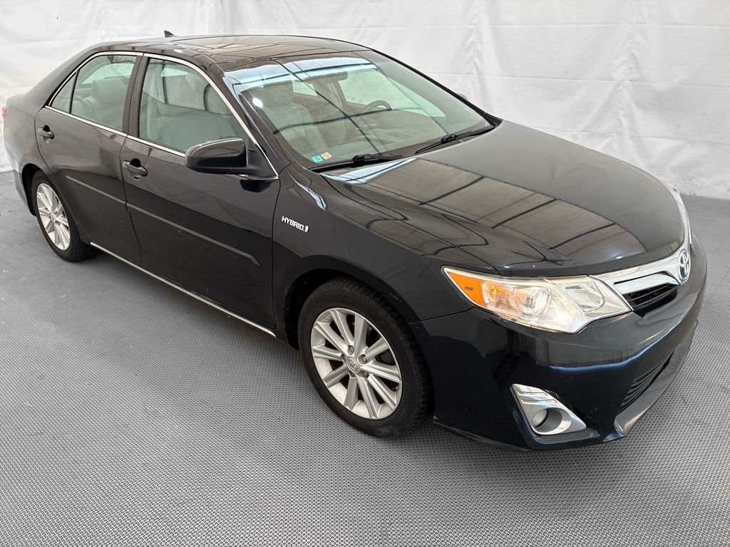 Used 2012 Black Toyota XLE image 8