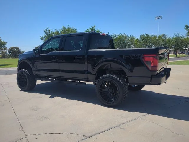 Used 2024 Black Ford XLT image 6