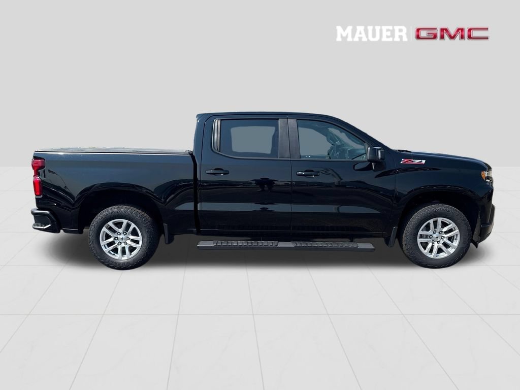 Certified Used 2022 BLACK Chevrolet RST image 7