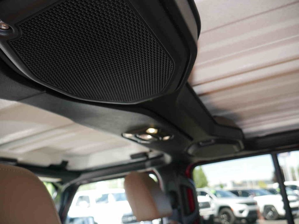 Used 2021 Red Jeep Rubicon image 19