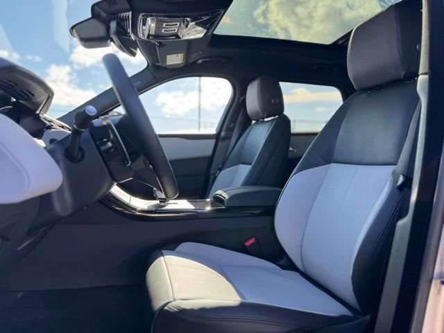 New 2026 Batumi Gold Land Rover Dynamic SE image 14