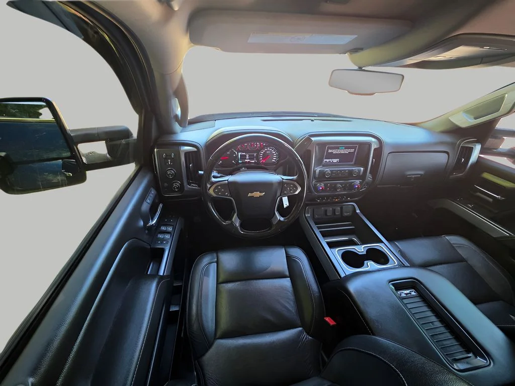Used 2019 Blue Chevrolet LTZ image 11