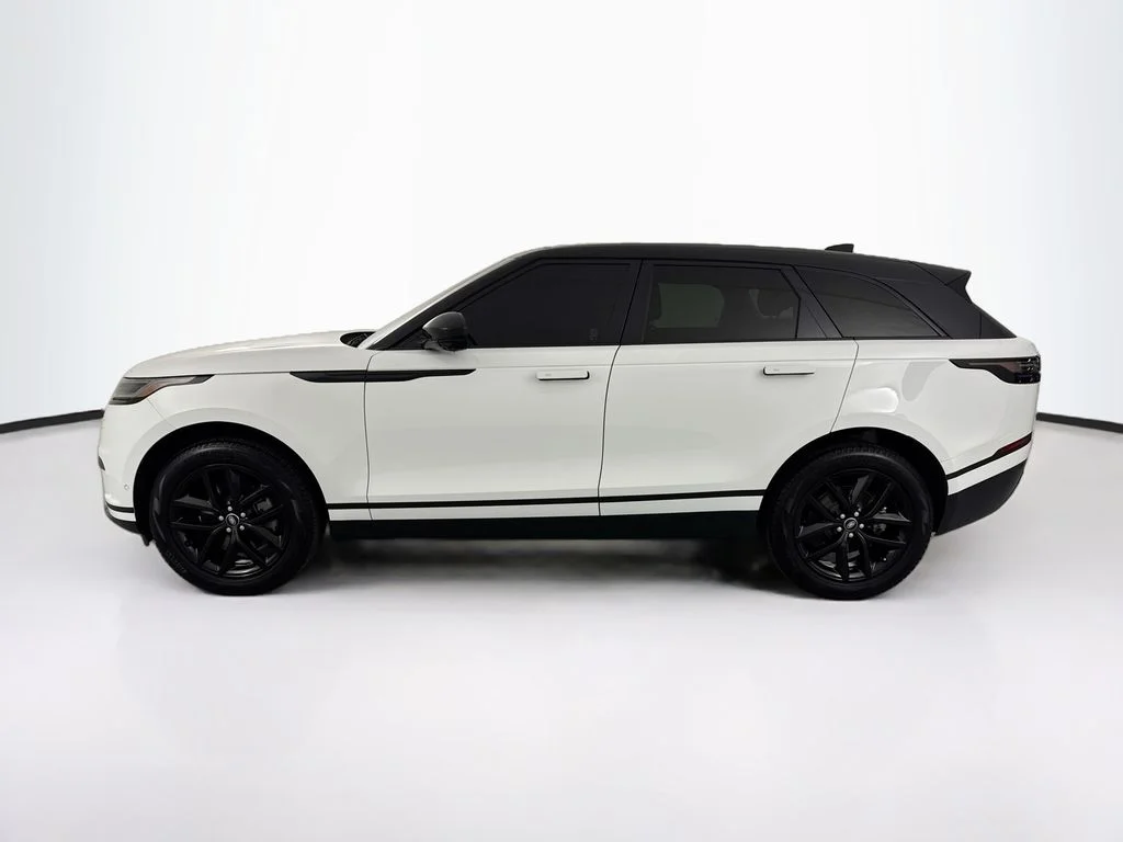 Used 2025 White Land Rover S image 8