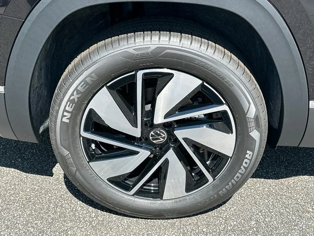 2026 Volkswagen Atlas SEL - Photo 17