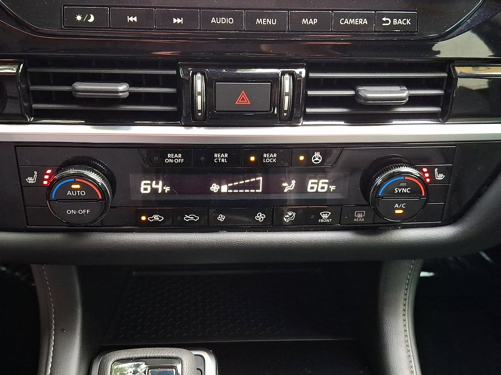 Used 2022 Gun Metallic Nissan SL image 15