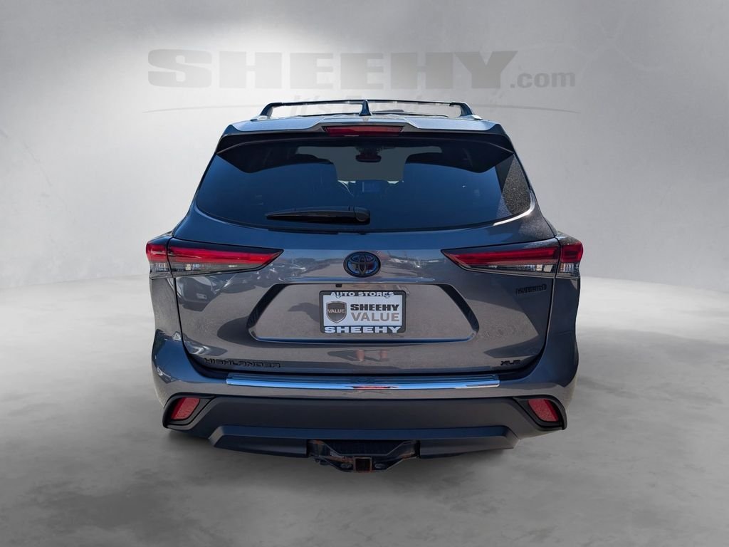 Used 2023 Gray Toyota XLE image 13