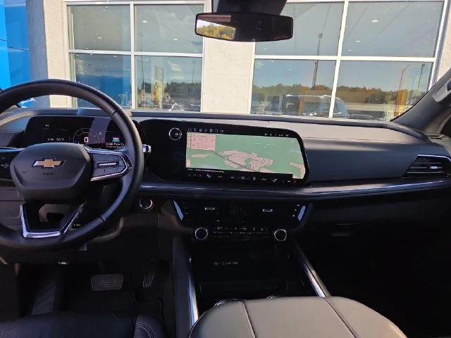 Used 2025 Dark Ash Metallic Chevrolet LT image 30