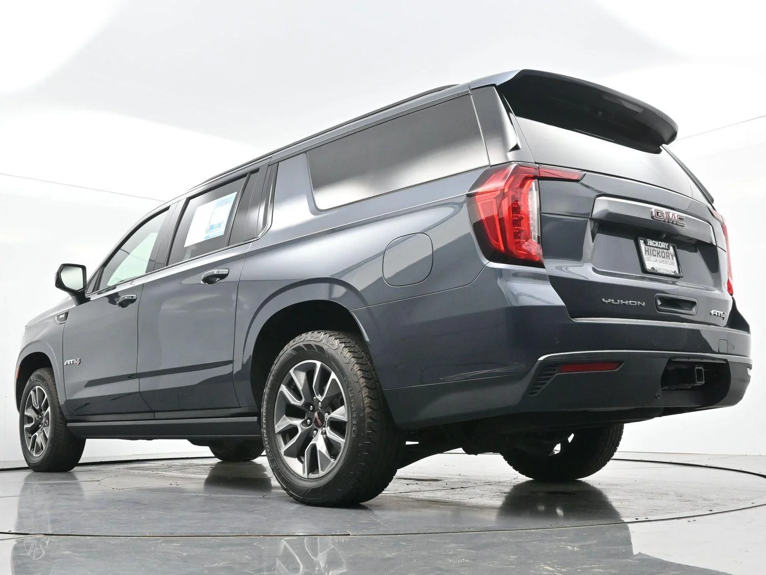 Used 2021 Dark Sky Metallic GMC AT4 image 58