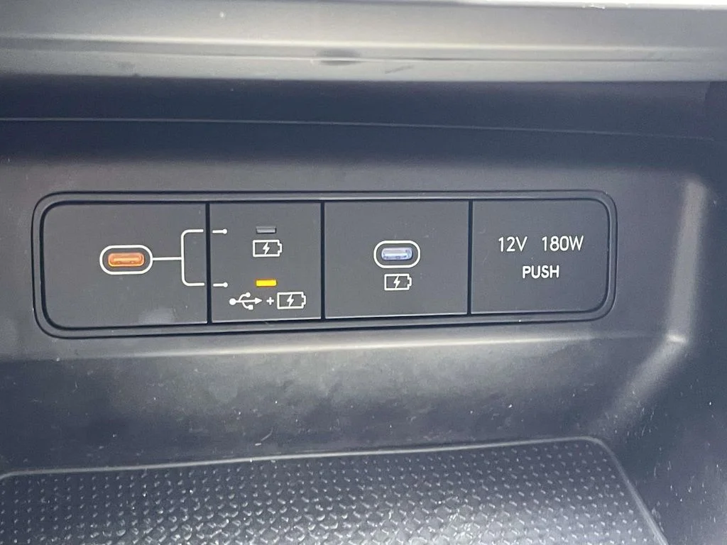 Used 2026 White Hyundai SE image 28