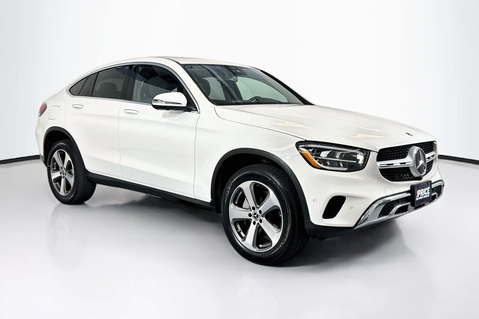 Used 2023 Polar White Mercedes-Benz GLC 300 image 3