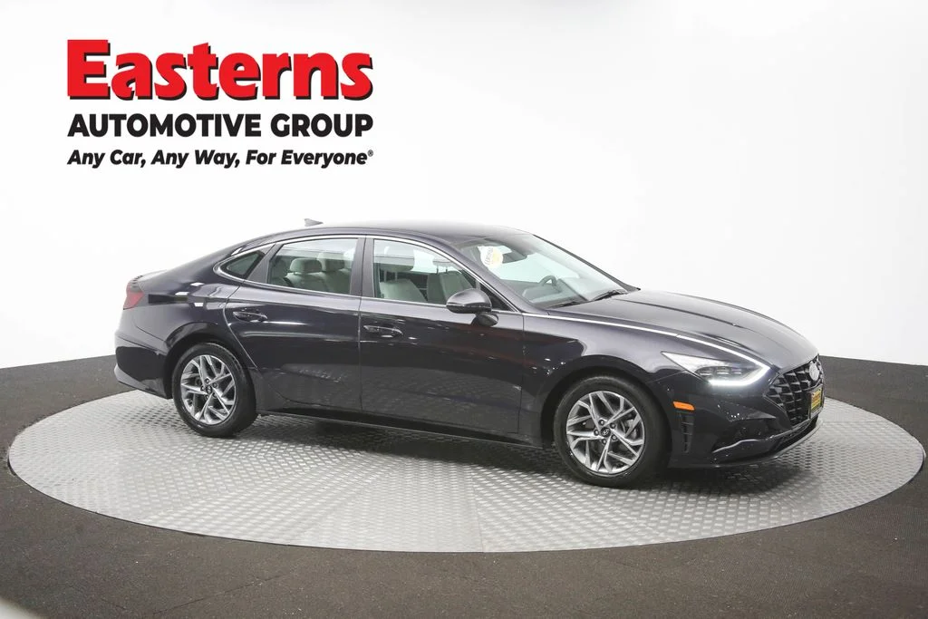 Used 2023 Blue Hyundai SEL image 47