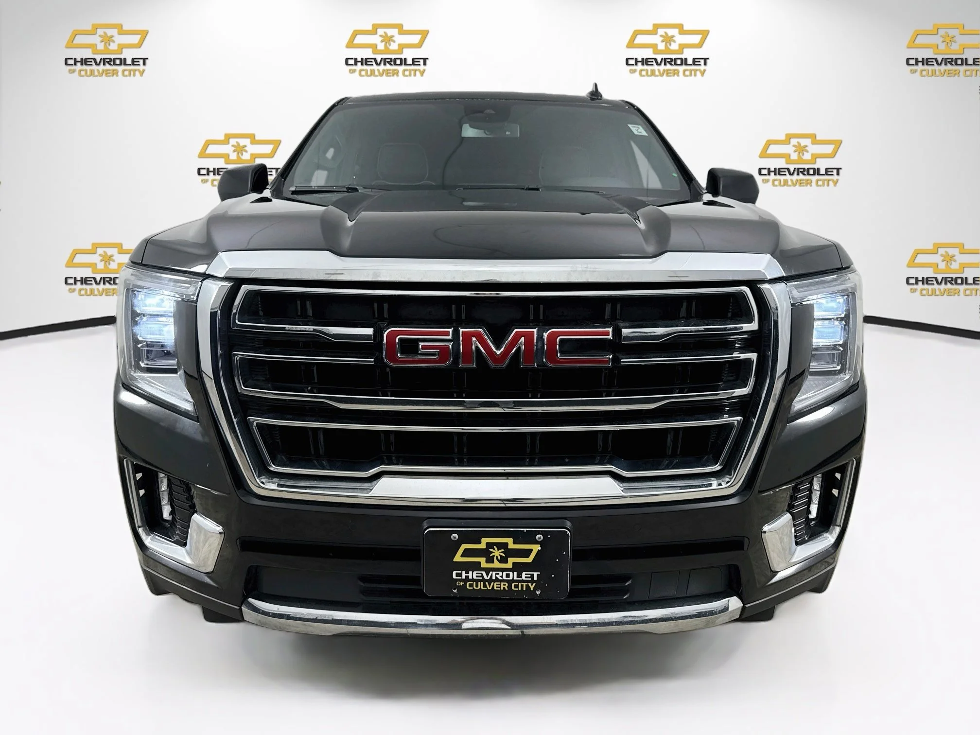 Used 2023 ONYX BLACK GMC SLT image 2